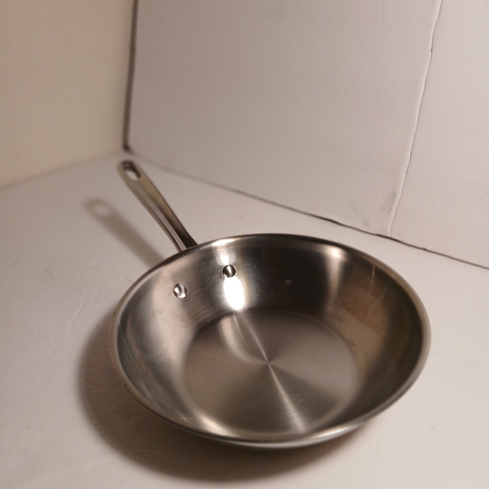 Emeril 8” Inch Copper Clad Frying Pan Omelet 18/10 Stainless Steel Aluminum Disk